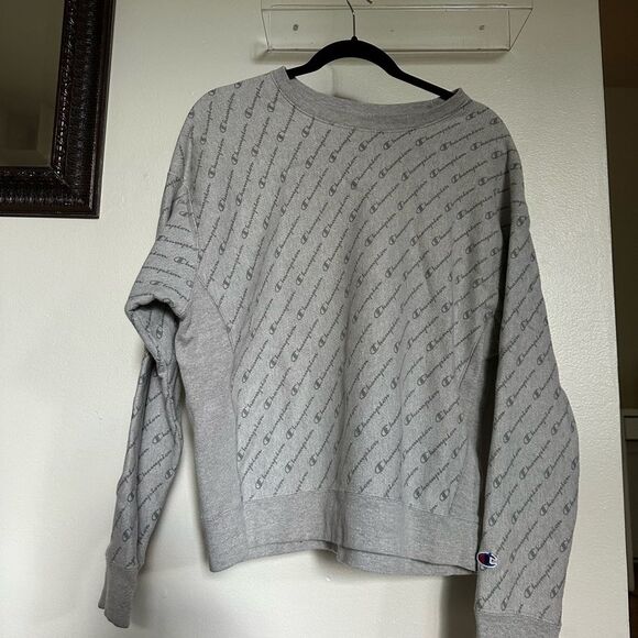 Champion Gray Crew Neck Sweatshirt. - Picture 4 of 5